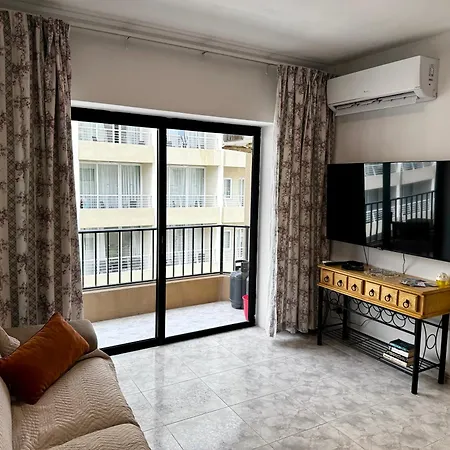 Holiday In Qawra Apartment *